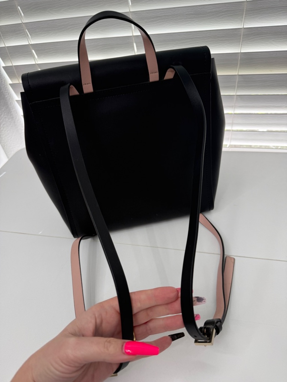 KATE SPADE Black Leather Backpack with Light Pink Inside - Picture 2 of 6